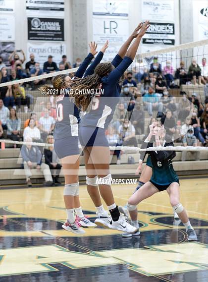 Thumbnail 2 in La Salle @ Aliso Niguel (CIF SS D2 Semifinal) photogallery.