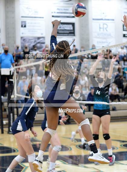 Thumbnail 1 in La Salle @ Aliso Niguel (CIF SS D2 Semifinal) photogallery.