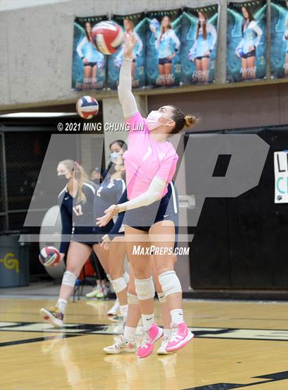 Thumbnail 2 in La Salle @ Aliso Niguel (CIF SS D2 Semifinal) photogallery.