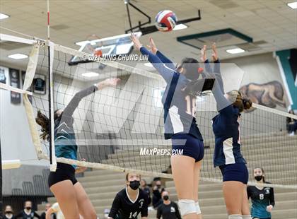 Thumbnail 3 in La Salle @ Aliso Niguel (CIF SS D2 Semifinal) photogallery.