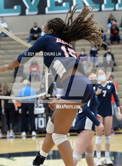 Thumbnail 2 in La Salle @ Aliso Niguel (CIF SS D2 Semifinal) photogallery.