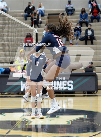 Thumbnail 2 in La Salle @ Aliso Niguel (CIF SS D2 Semifinal) photogallery.