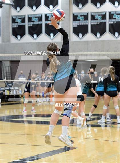 Thumbnail 3 in La Salle @ Aliso Niguel (CIF SS D2 Semifinal) photogallery.