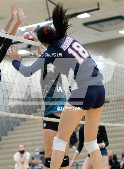 Thumbnail 1 in La Salle @ Aliso Niguel (CIF SS D2 Semifinal) photogallery.