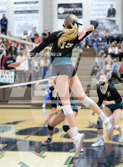 Thumbnail 3 in La Salle @ Aliso Niguel (CIF SS D2 Semifinal) photogallery.