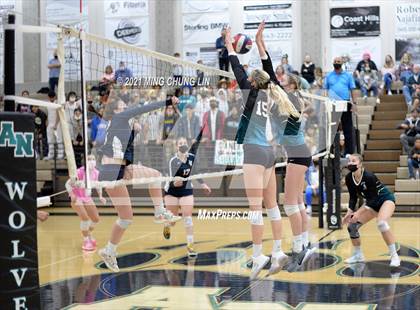 Thumbnail 2 in La Salle @ Aliso Niguel (CIF SS D2 Semifinal) photogallery.