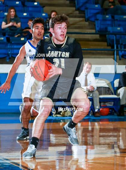 Thumbnail 2 in Amherst vs. Jayton (UIL 1A Regional Quarterfinal Playoff) photogallery.