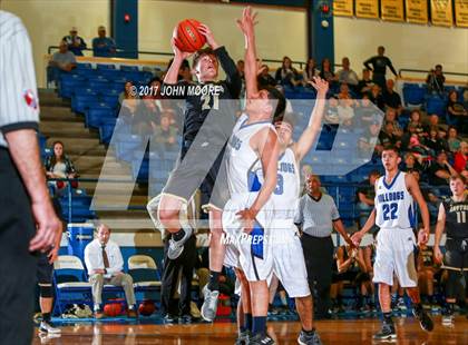 Thumbnail 2 in Amherst vs. Jayton (UIL 1A Regional Quarterfinal Playoff) photogallery.