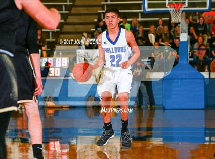 Thumbnail 1 in Amherst vs. Jayton (UIL 1A Regional Quarterfinal Playoff) photogallery.
