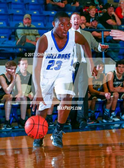 Thumbnail 1 in Amherst vs. Jayton (UIL 1A Regional Quarterfinal Playoff) photogallery.