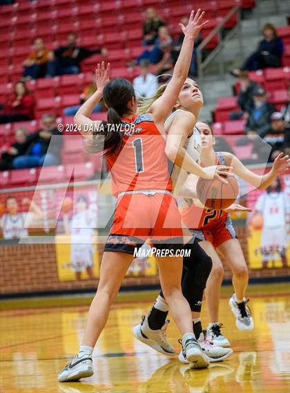 Thumbnail 1 in Cisco vs Petrolia (UIL 2A Region II Bi-District Championship) photogallery.