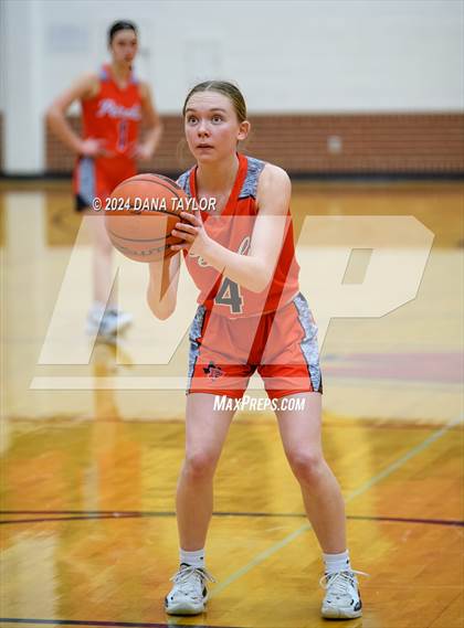 Thumbnail 1 in Cisco vs Petrolia (UIL 2A Region II Bi-District Championship) photogallery.