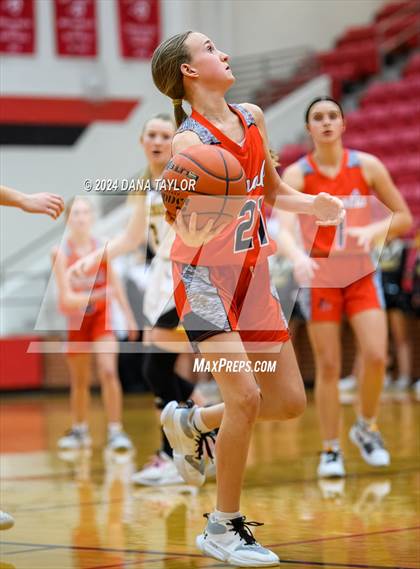 Thumbnail 1 in Cisco vs Petrolia (UIL 2A Region II Bi-District Championship) photogallery.