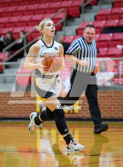 Thumbnail 1 in Cisco vs Petrolia (UIL 2A Region II Bi-District Championship) photogallery.