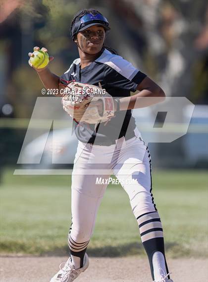 Thumbnail 2 in American Canyon vs Petaluma photogallery.