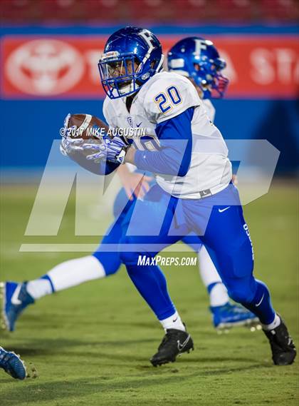 Thumbnail 1 in Frisco @ Reedy photogallery.