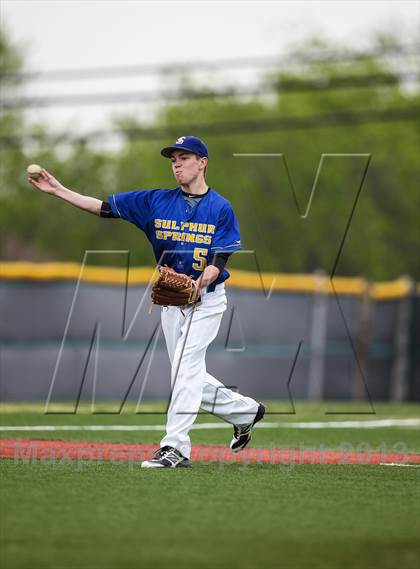 Thumbnail 3 in Sulphur springs @ Mesquite Horn photogallery.