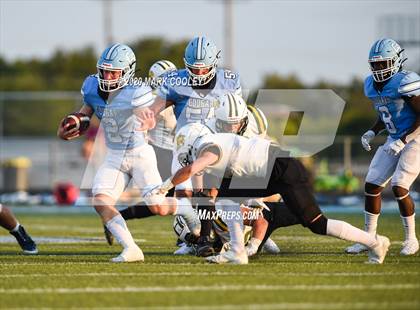 Thumbnail 2 in Benbrook vs. China Spring photogallery.