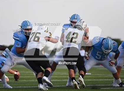 Thumbnail 2 in Benbrook vs. China Spring photogallery.