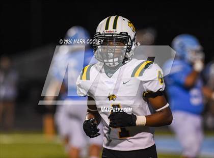 Thumbnail 1 in Benbrook vs. China Spring photogallery.
