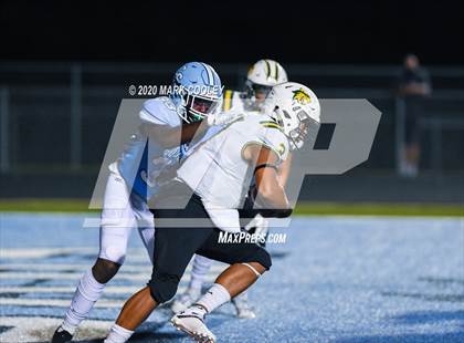 Thumbnail 2 in Benbrook vs. China Spring photogallery.