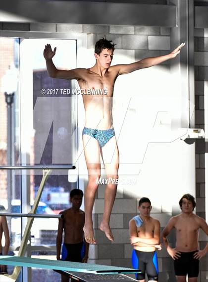 Thumbnail 1 in Conway Invitational Dive Meet photogallery.