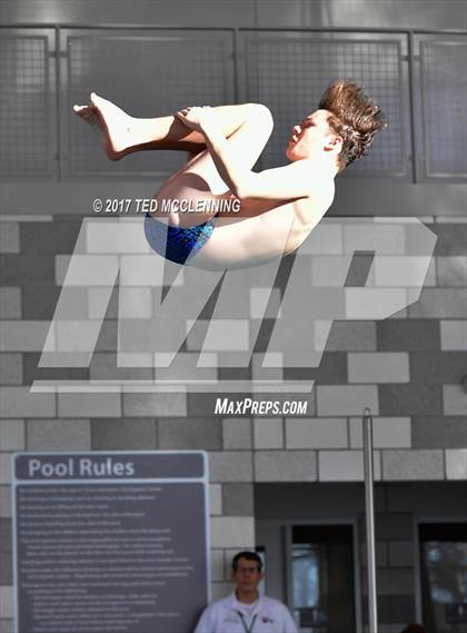 Thumbnail 3 in Conway Invitational Dive Meet photogallery.