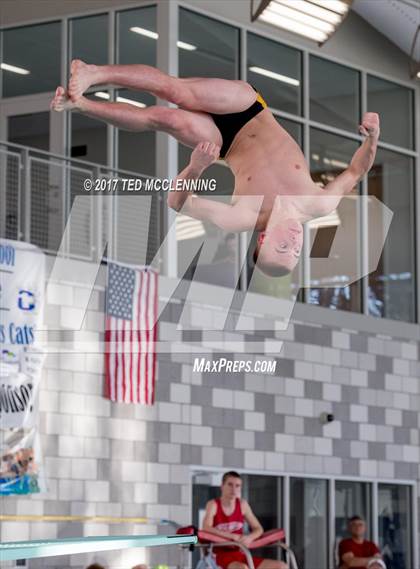 Thumbnail 1 in Conway Invitational Dive Meet photogallery.
