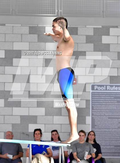 Thumbnail 3 in Conway Invitational Dive Meet photogallery.