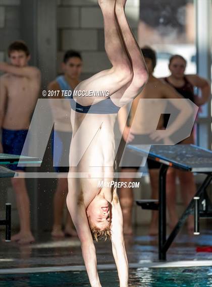 Thumbnail 2 in Conway Invitational Dive Meet photogallery.