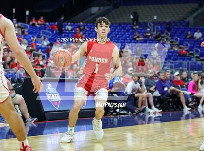 Thumbnail 3 in Holliday vs. Ponder (UIL 3A Basketball Semifinal) photogallery.