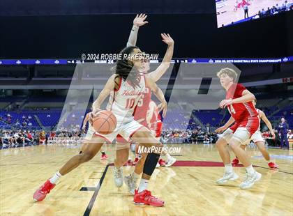 Thumbnail 1 in Holliday vs. Ponder (UIL 3A Basketball Semifinal) photogallery.