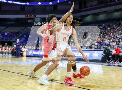 Thumbnail 3 in Holliday vs. Ponder (UIL 3A Basketball Semifinal) photogallery.