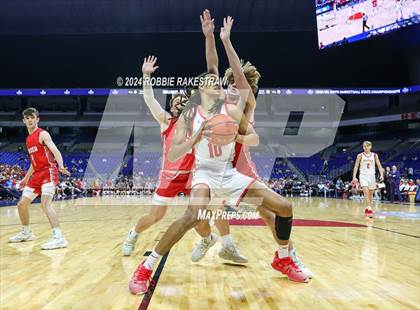 Thumbnail 2 in Holliday vs. Ponder (UIL 3A Basketball Semifinal) photogallery.