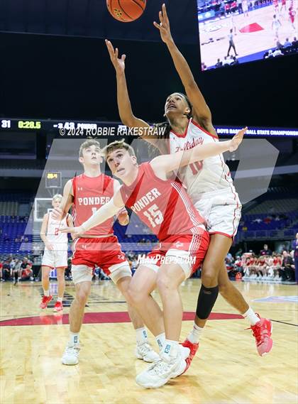 Thumbnail 2 in Holliday vs. Ponder (UIL 3A Basketball Semifinal) photogallery.