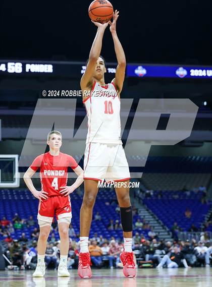 Thumbnail 2 in Holliday vs. Ponder (UIL 3A Basketball Semifinal) photogallery.