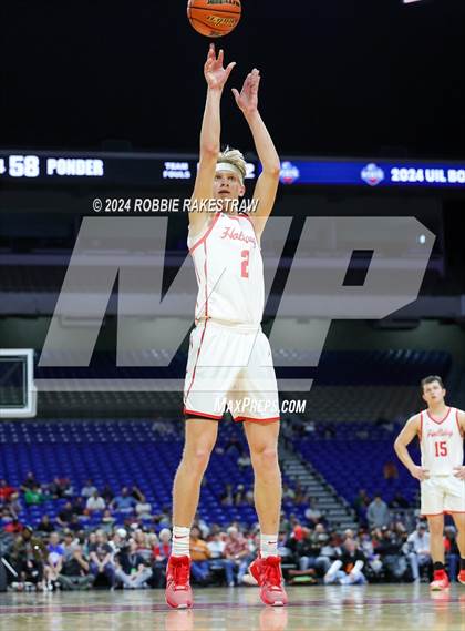 Thumbnail 1 in Holliday vs. Ponder (UIL 3A Basketball Semifinal) photogallery.