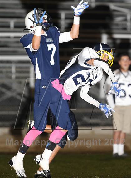 Thumbnail 2 in Crean Lutheran vs. St. Genevieve photogallery.