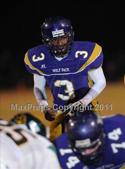 Thumbnail 2 in Kingsburg vs Ridgeview (CIF CS D3 Final) photogallery.