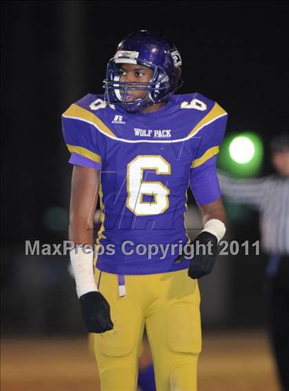 Thumbnail 2 in Kingsburg vs Ridgeview (CIF CS D3 Final) photogallery.