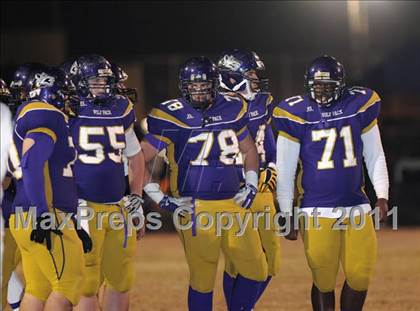 Thumbnail 3 in Kingsburg vs Ridgeview (CIF CS D3 Final) photogallery.