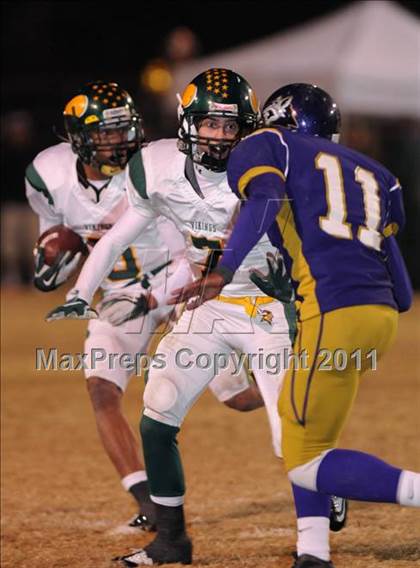 Thumbnail 2 in Kingsburg vs Ridgeview (CIF CS D3 Final) photogallery.