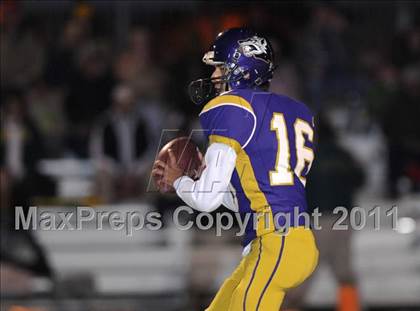Thumbnail 3 in Kingsburg vs Ridgeview (CIF CS D3 Final) photogallery.