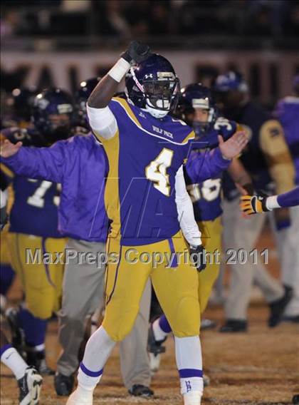 Thumbnail 3 in Kingsburg vs Ridgeview (CIF CS D3 Final) photogallery.