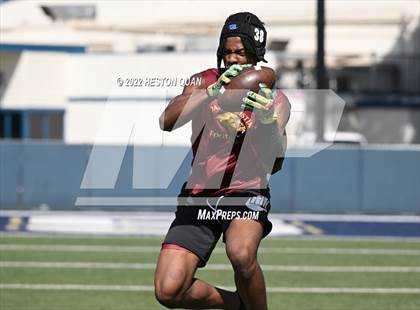 Thumbnail 1 in Oaks Christian vs. St. John Bosco (Brave 8 Invitational) photogallery.