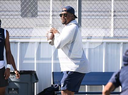 Thumbnail 2 in Oaks Christian vs. St. John Bosco (Brave 8 Invitational) photogallery.