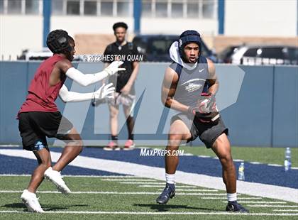Thumbnail 2 in Oaks Christian vs. St. John Bosco (Brave 8 Invitational) photogallery.