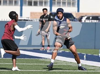 Thumbnail 1 in Oaks Christian vs. St. John Bosco (Brave 8 Invitational) photogallery.