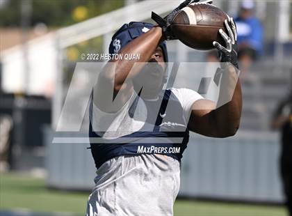 Thumbnail 3 in Oaks Christian vs. St. John Bosco (Brave 8 Invitational) photogallery.