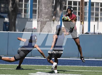 Thumbnail 2 in Oaks Christian vs. St. John Bosco (Brave 8 Invitational) photogallery.